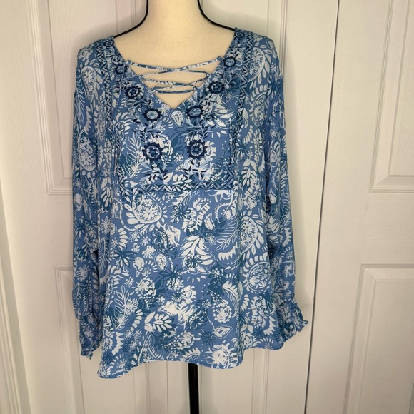 The Pioneer Woman Blue Embellished Long Sleeve Blouse size Large - Picture 1 of 11